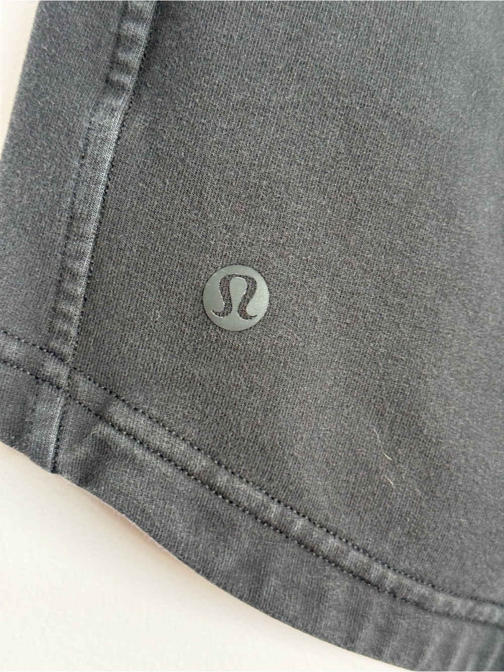 130: Lululemon Inner Glow Short 3" *Terry Black Size 4 - Picture 3 of 4